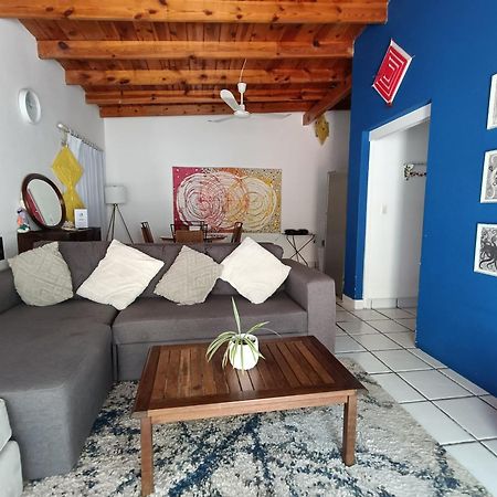 Adventure Inn La Paz Rum bild